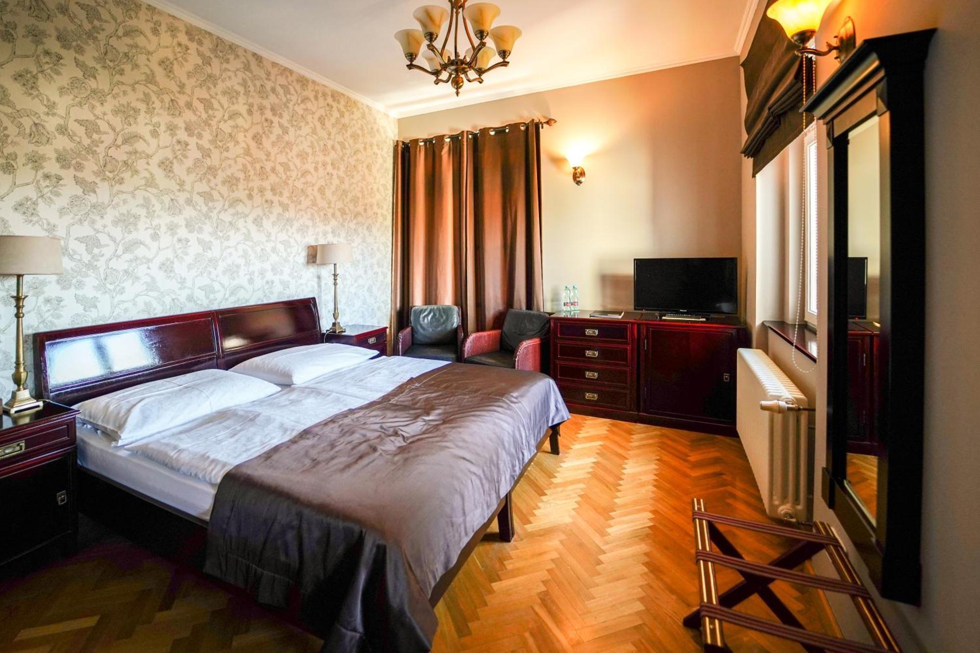 Hotel Rezidence