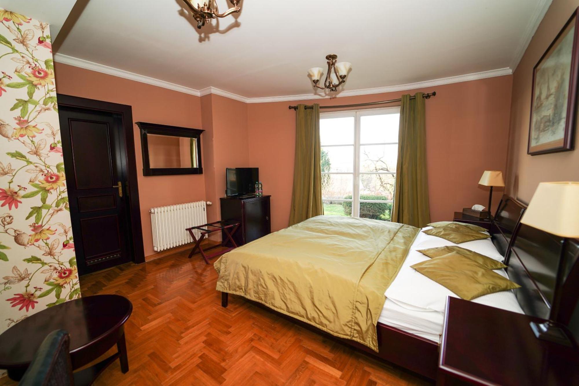 Rezidence Hotel